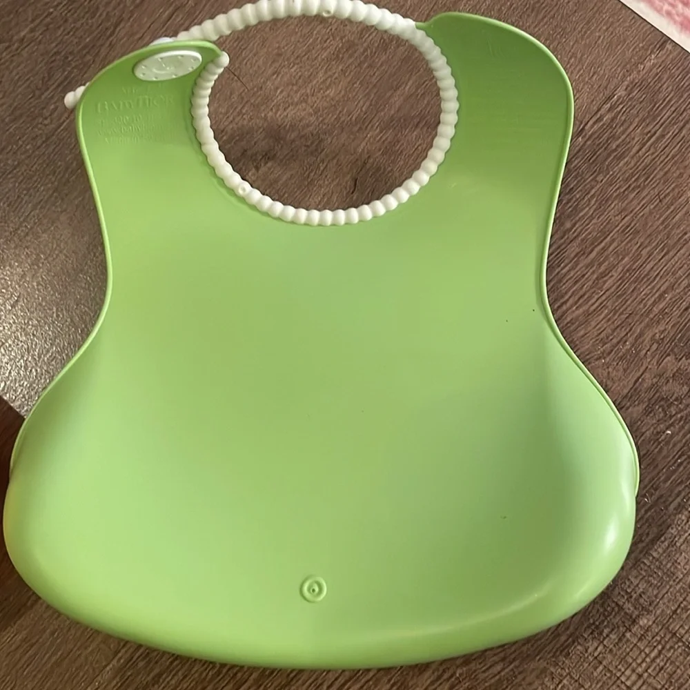 BabyBjorn 2 Baby Bibs Feeding Washable Silicone Material Front Catch Infant - Picture 7 of 12